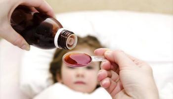 বাচ্চাকে কফ সিরাপ খাওয়ানোর আগে সাবধান!