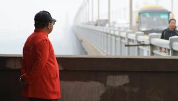  আমরা মানুষ হলে, তিনি কী? আর তিনি মানুষ হলে আমরা কী?