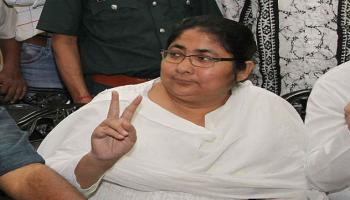 &#039;হেভিওয়েট&#039; দোলার উঠে দাঁড়াতে দেরি, আইএনটিটিইউসি-তে বদলের ইঙ্গিত