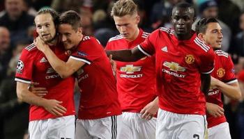 বিপক্ষের আত্মঘাতী গোলে ম্যাচ জয় ম্যান ইউ'র