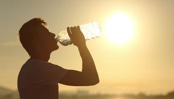 এই গরমে কীভাবে হিট স্ট্রোকের হাত থেকে বাঁচবেন? জেনে নিন