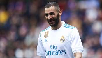 এবার রিয়াল ছেড়ে ইতালিতে বেঞ্জেমা? 