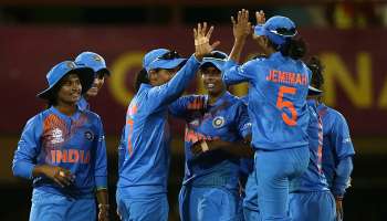 আয়ারল্যান্ডকে হারিয়ে বিশ্বকাপের সেমি-ফাইনাল নিশ্চিত করতে চায় হরমনপ্রীতরা