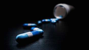 অ্যান্টি অ্যালার্জি ওষুধ খেয়ে ঘুমাতে যান? জানেন কী হতে পারে?