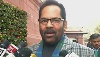 সংখ্যালঘুদের জন্য পাকিস্তান এখন নরক, ইমরান খান সরকারকে তুলোধনা করলেন নকভি