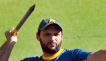 খোলা মঞ্চ থেকে ভারতকে হুমকি শাহিদ আফ্রিদির, উস্কে দিলেন পাকিস্তানিদের