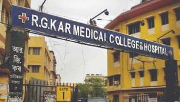 'মাস্ক-গ্লাভস না পেলে রান্না করব না', কর্মী বিক্ষোভে দুপুরের ভাত বিকেলে খেলেন রোগীরা! 