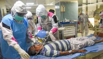 এক ঝাঁক চিকিত্সক-নার্স করোনা পজেটিভ, পরিষেবা আপাতত বন্ধ রাজ্যের বড় দুই হাসপাতালের 