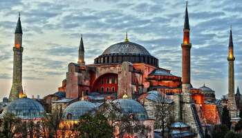 জাদুঘর বদলে গেল মসজিদে! ৮৬ বছর পর আজ জামাতের রমরমা আয়োজন