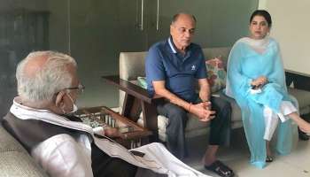 সুশান্তের বাবার সঙ্গে দেখা করলেন হরিয়ানার মুখ্যমন্ত্রী, কেঁদে ফেললেন কে কে সিং রাজপুত