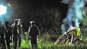 হাথরস কাণ্ড : দিল্লি নয়, মামলা এলাহাবাদ আদালতে ফেরাল সুপ্রিম কোর্ট