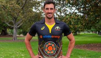 অতীত,বর্তমান,ভবিষ্যতের মেলবন্ধন! কোহলিদের বিরুদ্ধে টি-২০ সিরিজে নতুন জার্সি পরে মাঠে নামবেন ফিঞ্চরা 