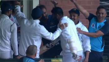 পিঙ্ক বলে প্রস্তুতি ম্যাচে বুমরাহকে 'Guard of Honour' দিলেন কোহলিরা
