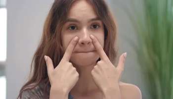 দিন দিন মুখের লালিত্য-সৌন্দর্য্য হারাচ্ছেন? ত্বকের জেল্লা ফেরাতে শোয়ার আগে কী করবেন?