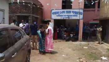 নন্দীগ্রামে দলের পঞ্চায়েত প্রধানের বিরুদ্ধে অনাস্থা তৃণমূলের