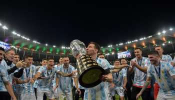 নীল-সাদা সেলিব্রেশনে উজ্জ্বল মারাকানা! Copa কাপ হাতে আবেগে ভাসলেন Messi