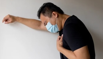 Coronavirus: 'ওমিক্রন' উদ্বেগের মাঝে দেশে কমল সংক্রমণ, চিন্তায় রাখছে মৃত্যুহার 