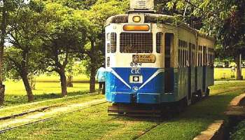 #ভ্রমণ: কলকাতা আছে কলকাতাতেই! দেখে নিন ঘর হতে শুধু দুই পা ফেলিয়া
