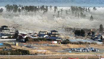 Earthquake: সমুদ্রগর্ভে ৭.৩ মাত্রার ভূমিকম্প, জারি হল Tsunami সতর্কতা