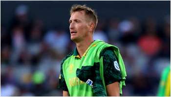 Chris Morris: সব রকমের ক্রিকেট থেকে অবসর আইপিএলের সবচেয়ে দামি ক্রিকেটারের!