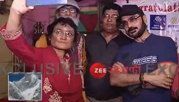 Exclusive Prosenjit Chatterjee on Piyali Basak: 'তোমার কাছে আসা মানে আমার মেয়ের কাছে আসা',রিয়েল 'খুকু'র বাড়িতে রিলের বাবা প্রসেনজিৎ