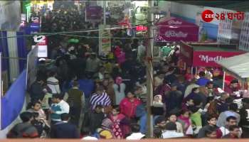 Offline or online Which address is the best in the race to buy books 