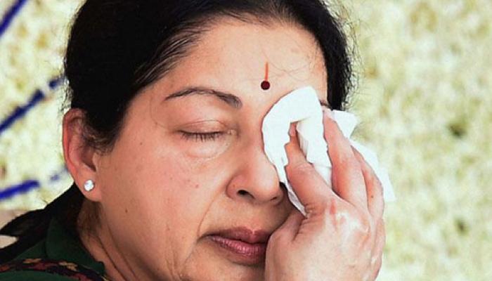 জয়ার জেল: খেলেন বন্দিদের খাবার, আজ বৈঠকে AIDMK 