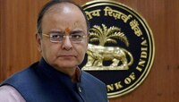 কালো টাকার কালো তালিকায় কি ইউপিএ মন্ত্রীদের নাম? স্পষ্ট জবাব দিলেন না অরুণ জেটলি