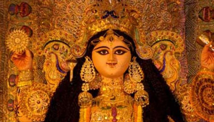 চন্দননগরে জগদ্ধাত্রী পুজোর প্রস্তুতি শেষ পর্যায়ে 