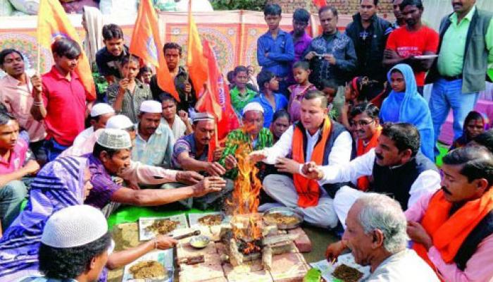 আগ্রায় জোর করে হিন্দু ধর্মে গণধর্মান্তকরণের মূল হোতা অভিযুক্ত বাল্মিকী গ্রেফতার 