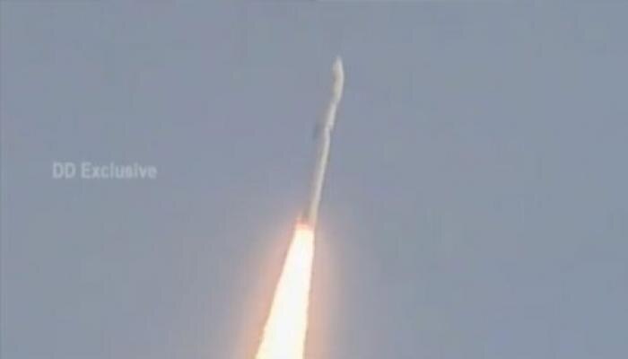 ভারতের সর্ববৃহৎ রকেট GSLV Mark III-র পরীক্ষামূলক সফল উৎক্ষেপণ