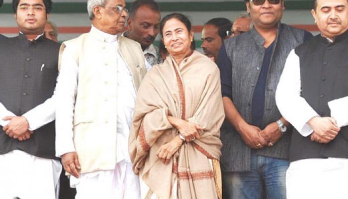 মহাসঙ্কটের মধ্যেই তৃণমূলের প্রতিষ্ঠাদিবস পালন,সারদা নিয়ে বিজেপিকে মুকুল রায়ের  তোপ