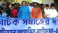 মুখ্যমন্ত্রীর নির্দেশে মিটবে কি ব্রাত্য-অর্পিতার সংঘাত? 