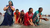 মকর সংক্রান্তিতে গঙ্গাসাগরে রেকর্ড ভিড় পুণ্যার্থীদের 