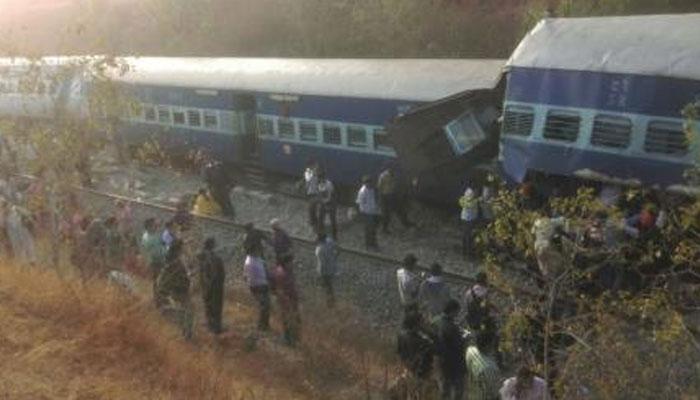 বেঙ্গালুরু-এর্নাকুলম লাইনে রেল দুর্ঘটনায় মৃত ১১, আহত ৬০ 