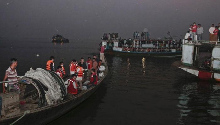 ফের নৌকাডুবি বাংলাদেশে, ১২ শিশু সহ মৃত ৪৮