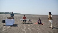 শুনুন পাইরেটস অফ ক্যারিবিয়ান থিম সঙের অসাধারণ ভারতীয় ধ্রুপদী সংস্করণ 