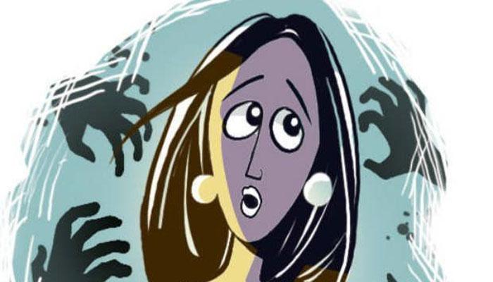 ক্লাস ফোরের ছাত্রীকে যৌন নির্যাতনের অভিযোগ প্রধান শিক্ষকের বিরুদ্ধে