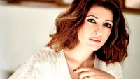 প্রেমের প্রস্তাবে টুইঙ্কল খান্নার দারুণ জবাব