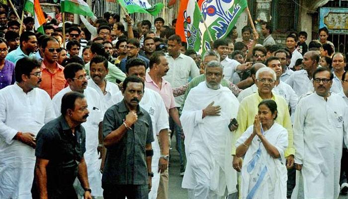 ষষ্ঠ দফার ভোটে প্রচারের শেষ লগ্নে আজ পথে নামছেন মুখ্যমন্ত্রী