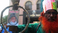৪০০ জনকে হত্যা, ৪০ জন মহিলাকে ধর্ষণে অভিযুক্ত যুদ্ধাপরাধী মতিউর রহমান নিজামির ফাঁসি, ঢাকার রাস্তায় বিজয় মিছিল 