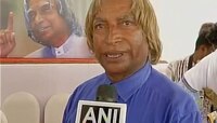 মৃত্যুদিবসে চর্চায় নকল কালাম