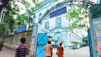 ডেঙ্গির মশার লার্ভা পাওয়া গেল রাজাবাজার সায়েন্স কলেজে!