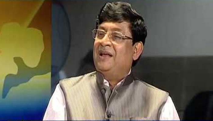 তাঁর পক্ষে কাউকে চাকরি দেওয়া সম্ভব নয়, দেওয়ালে পোস্টার দিলেন মন্ত্রী সৌমেন মহাপাত্র