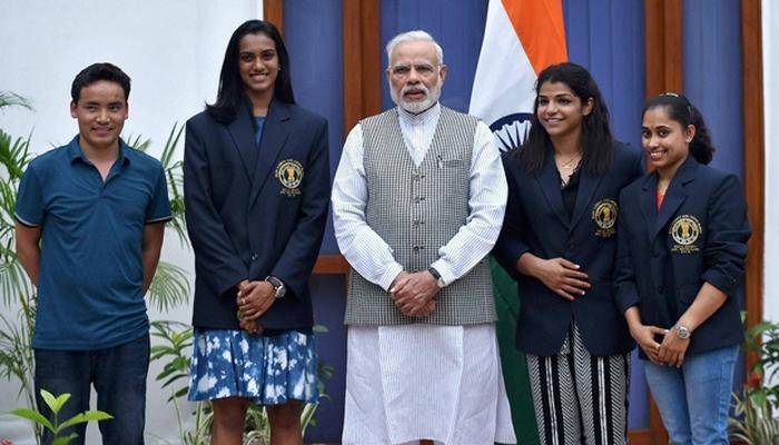 রবিবার খেলরত্ন ও অর্জুন পুরস্কার প্রাপকদের সঙ্গে মিলিত হন প্রধানমন্ত্রী নরেন্দ্র মোদী