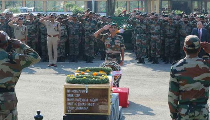 দেশ বাঁচাতে যে ১৮ জন সেনা প্রাণ দিলেন তাঁদের চিনে নিন