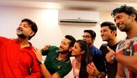 পুজোয় সবচেয়ে বড় ওপেনিং জুলফিকরের, টক্করে অঞ্জন দত্ত'র চিড়িয়াখানা  