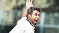  আজই অভিষেক হওয়া জয়ন্ত যাদবকে চিনে নিন এক ঝলকে