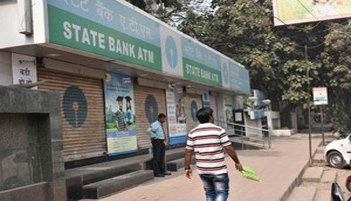  দিল্লি থেকে মুম্বই, গোয়া থেকে বেঙ্গালুরু ATM-এর একই ছবি