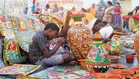 বাংলার হস্ত শিল্পে রঙিন মিলন মেলা